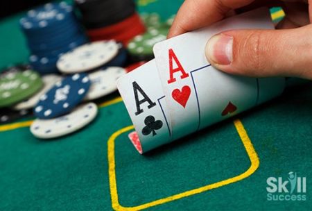 Practical training course on how to win at online poker
