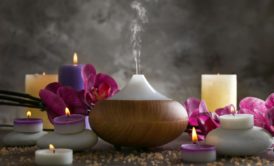 Complete Guide To Essential Oils and Aromatherapy