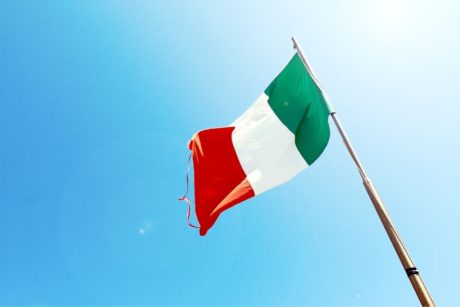 Learn how to use the future, past and present tenses in Italian