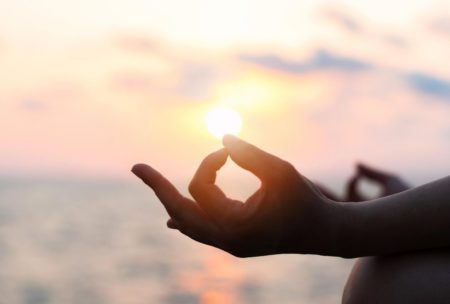 Meditation For Beginners: Practice Over 7 Ways To Meditate