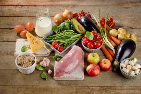 nutrition course for beginners highlighting a balanced diet with protein-rich chicken, fresh vegetables, eggs, and dairy milk