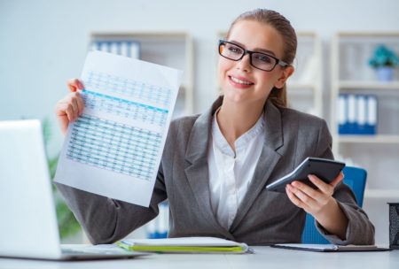 female accountant