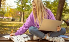 woman writing english article