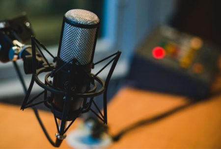Podcast Made Easy: Learn How To Make A Podcast