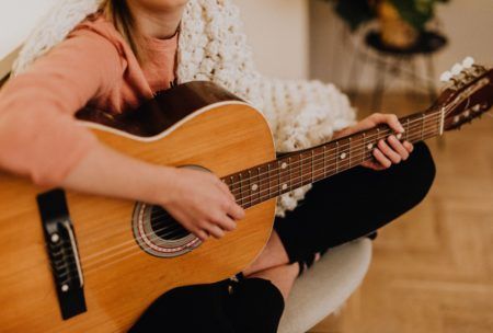 Play Guitar In 3 Days: Learn Your Favorite Songs