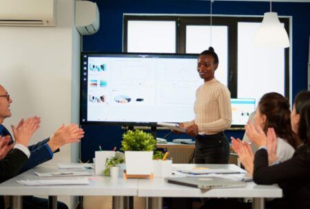Create A Killer Pitch Deck That Will Have Investors Fighting To Fund Your Business With Jasmine Foroutan